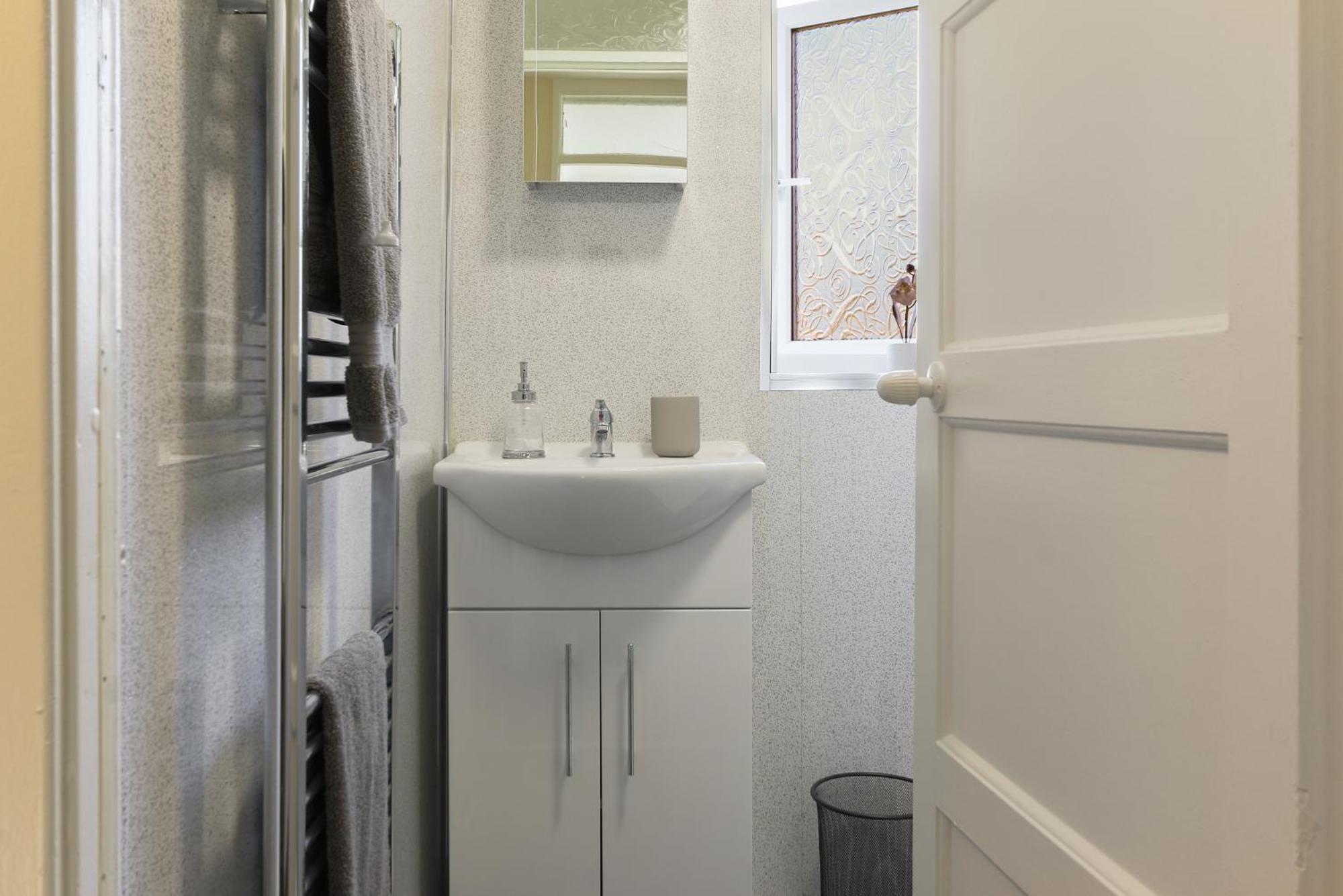קינגסטון אפון הול Leconfield Close - Comfy House And Free Parking מראה חיצוני תמונה