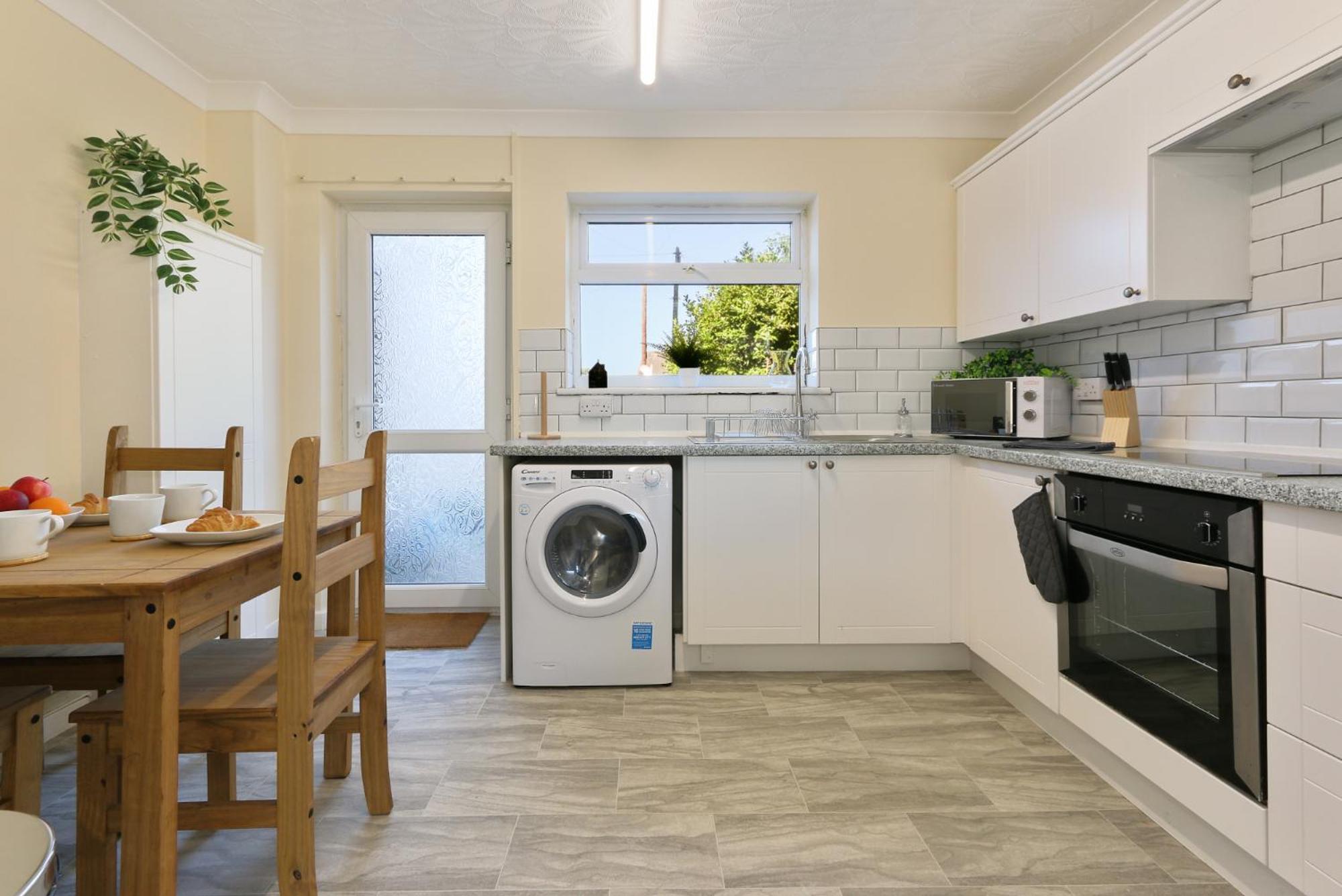 קינגסטון אפון הול Leconfield Close - Comfy House And Free Parking מראה חיצוני תמונה