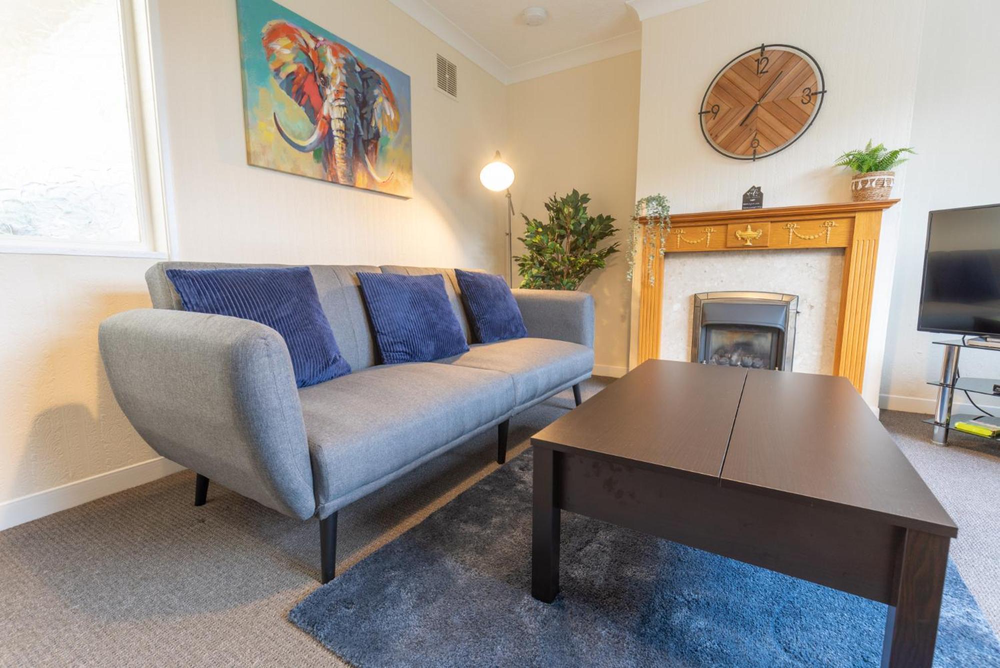 קינגסטון אפון הול Leconfield Close - Comfy House And Free Parking מראה חיצוני תמונה